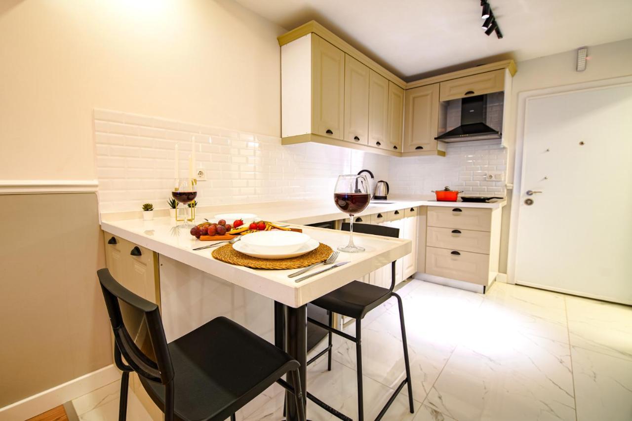 Cihangir Vav Suites Istanbul Bagian luar foto